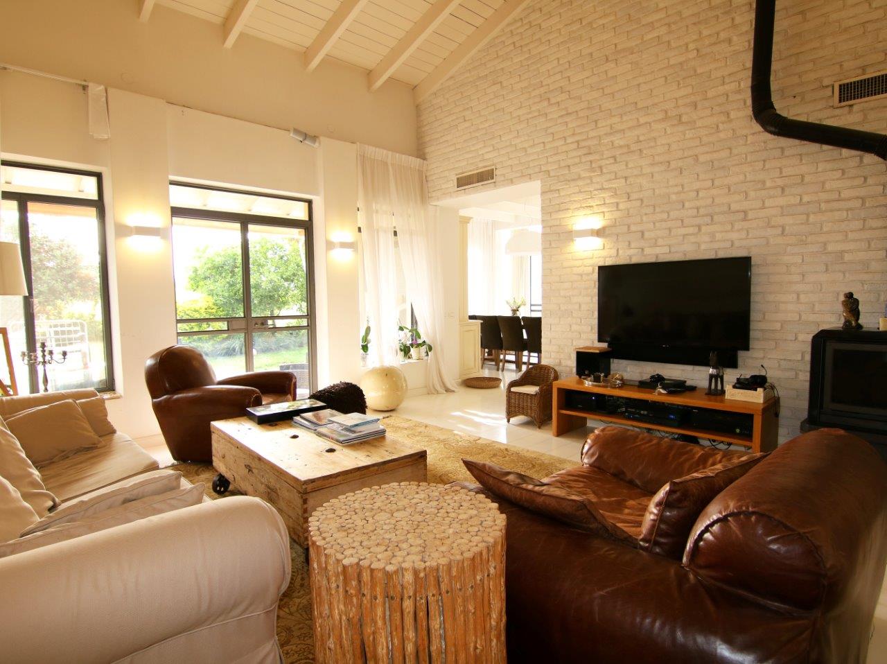 Villa à Moshav Batzra